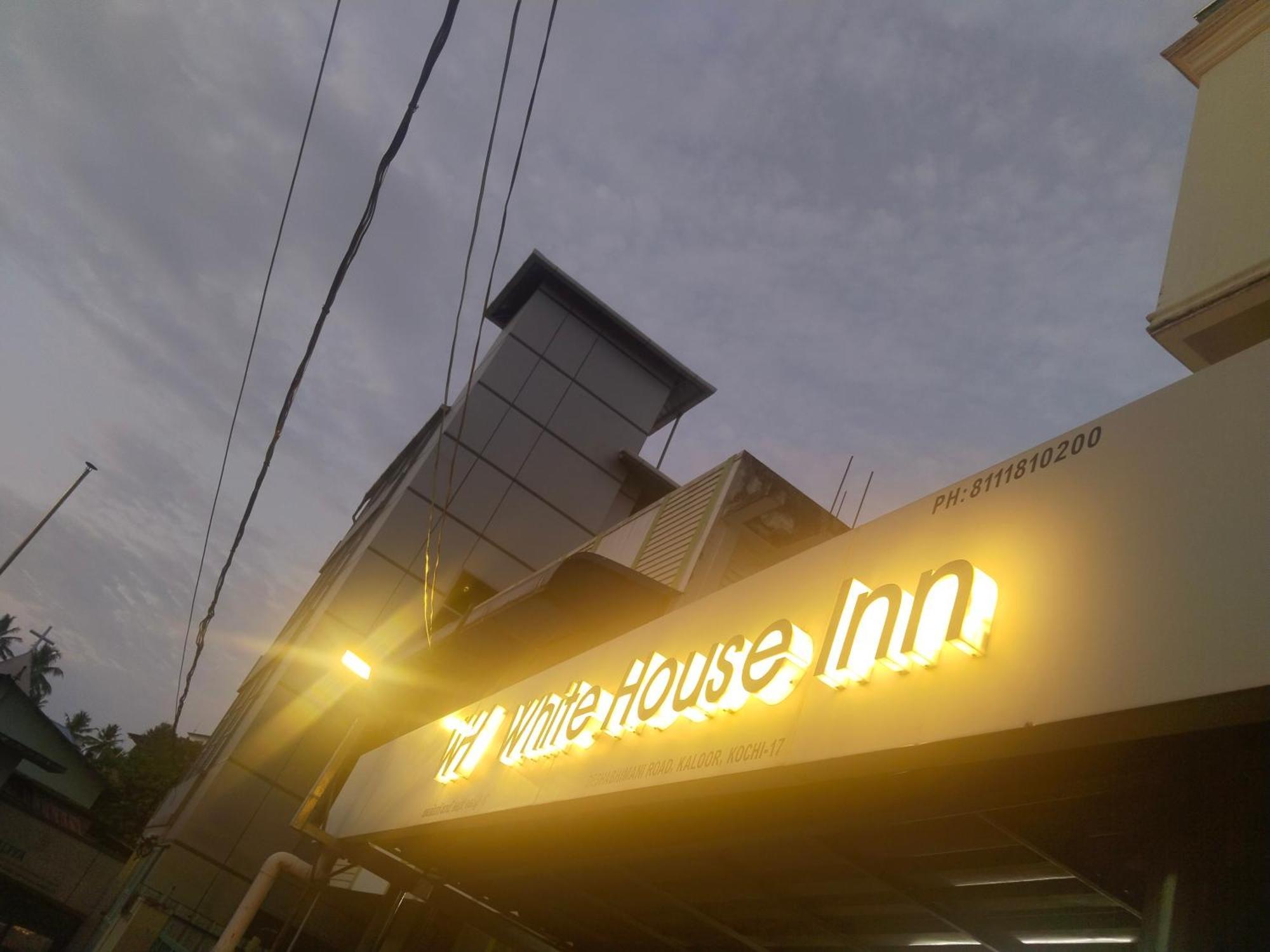 Kochi White House Inn מראה חיצוני תמונה