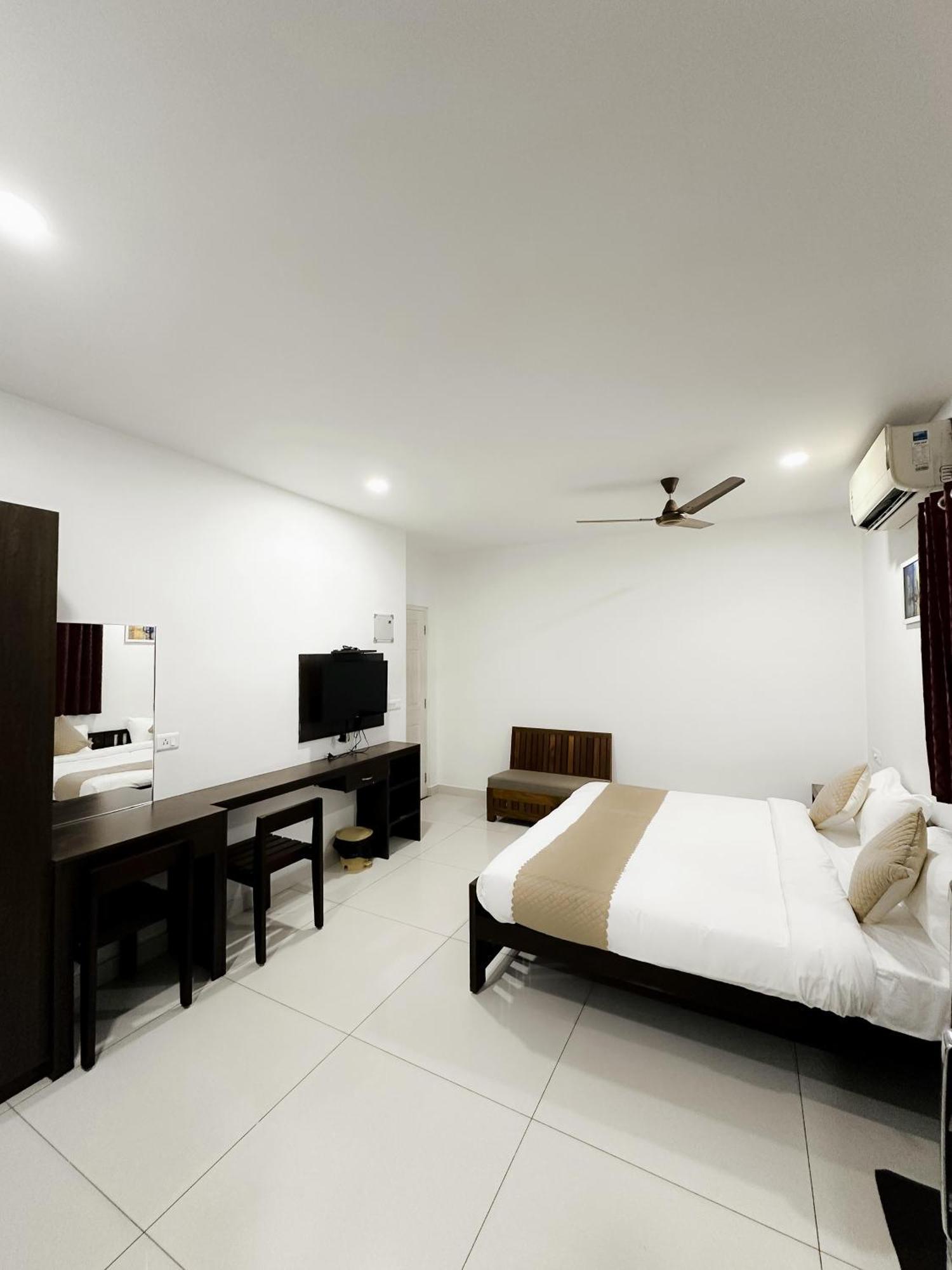 Kochi White House Inn מראה חיצוני תמונה
