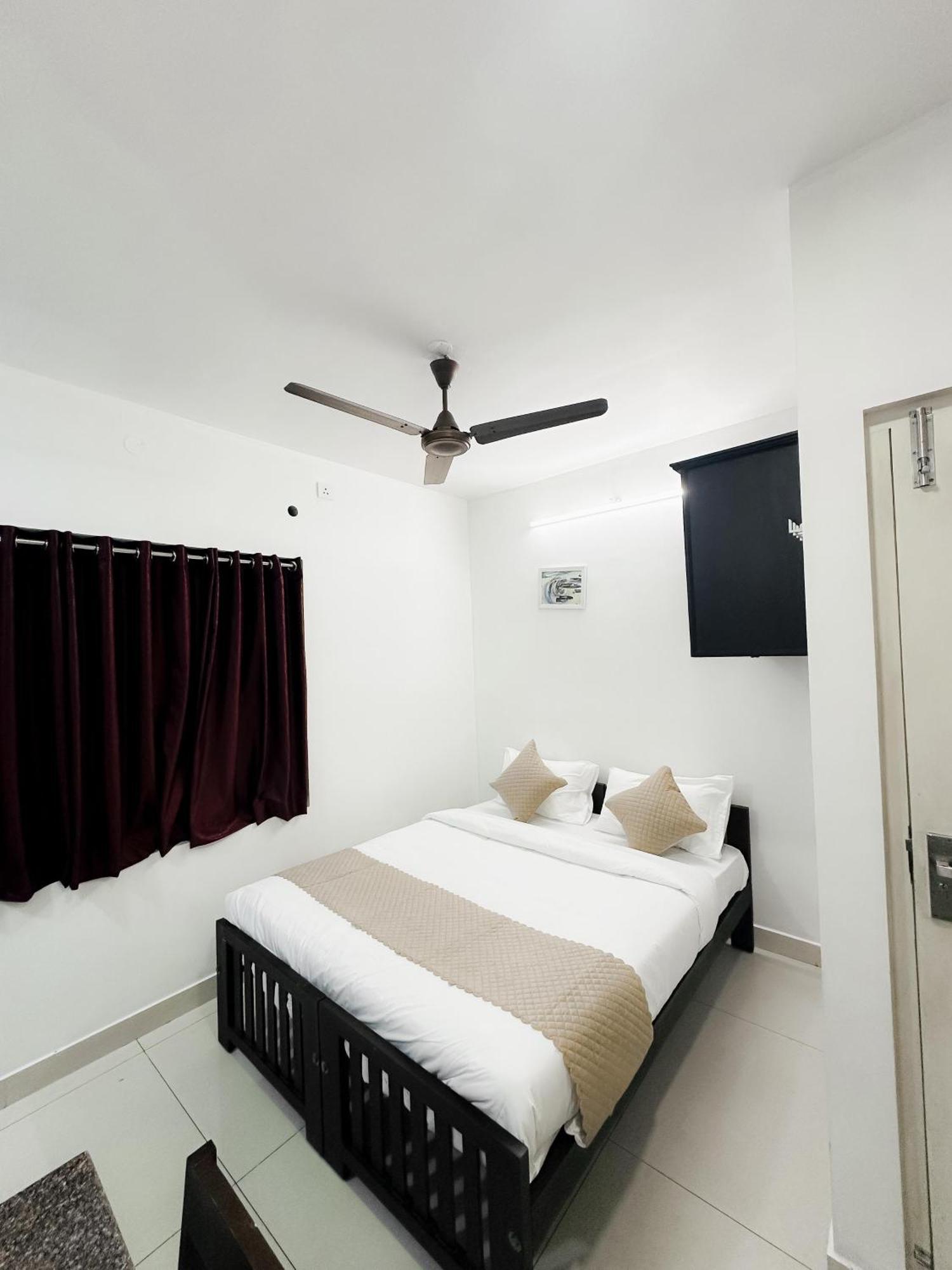 Kochi White House Inn מראה חיצוני תמונה