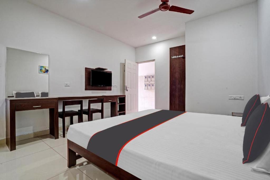 Kochi White House Inn מראה חיצוני תמונה